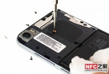 小米5手機NFC感應區域及拆機NFC天線展示
